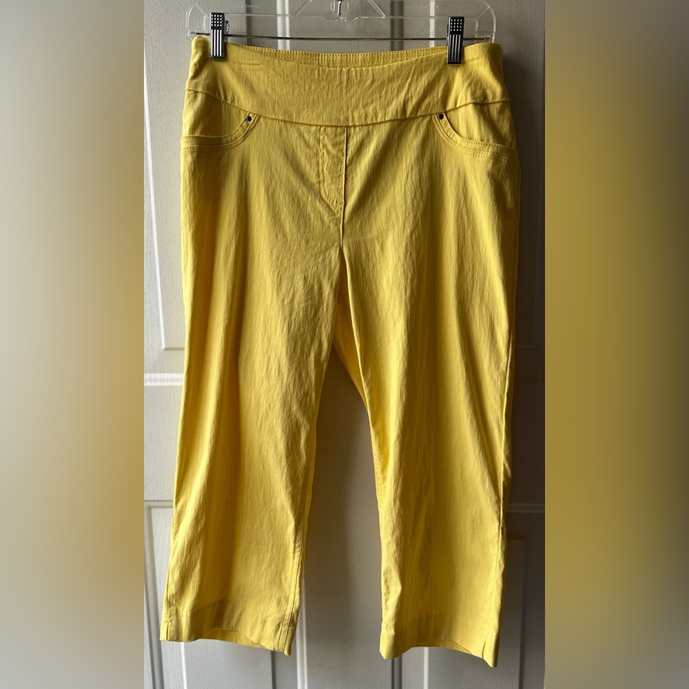 *FINAL PRICE* Westbound Yellow Pull-On Capri